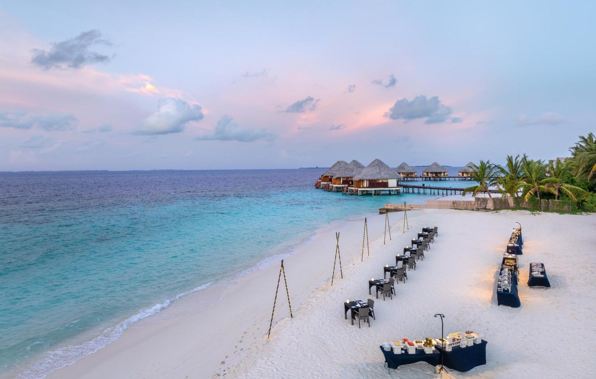 密度帕茹阿达兰精选高级全包酒店 Meedhoo  外观 照片